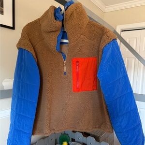 Women’s pullover size medium